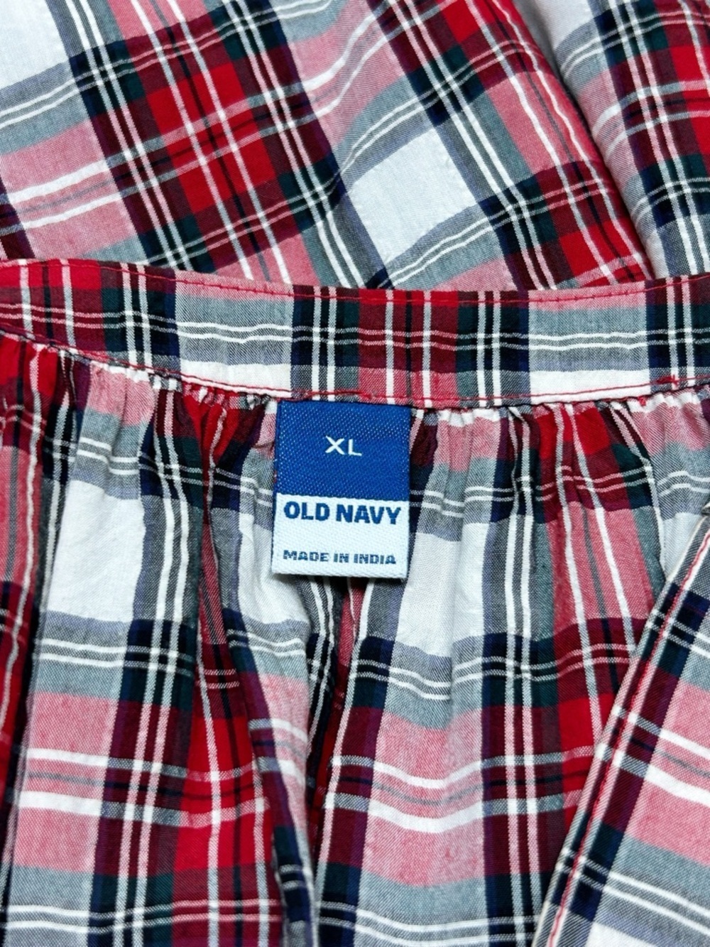 Old Navy Red Plaid Blouse XL Split Neck Seersucker Popover Preppy Holiday - Picture 3 of 7